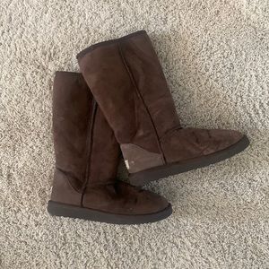 UGG classic tall 12” boot chocolate brow W7